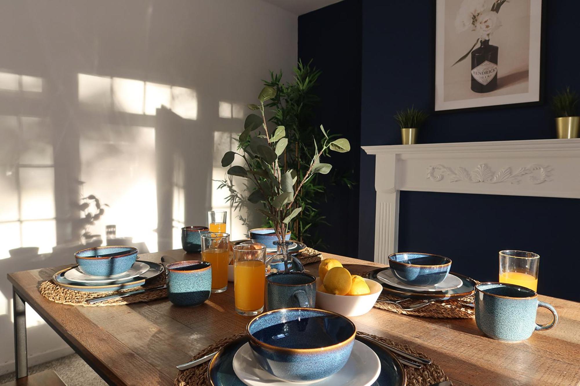 Spacious Home In Newcastle Upon Tyne - Free Parking Holiday home